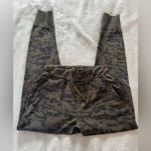 Alphalete Camo Pro- Elite Joggers